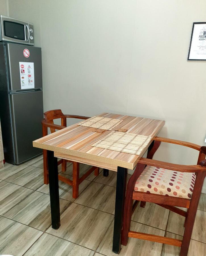 Rand Self-Catering Accommodation Carolina ภายนอก รูปภาพ